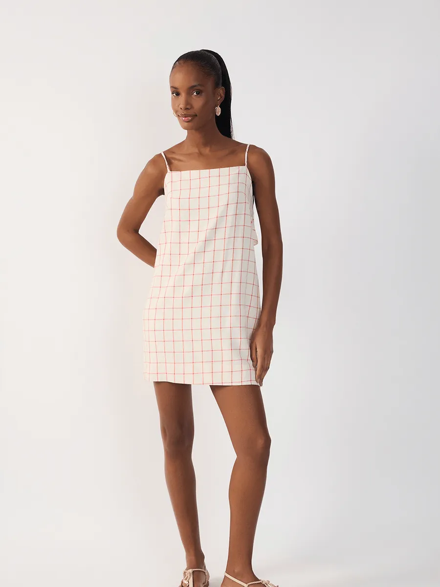Vestido de grife em promoção