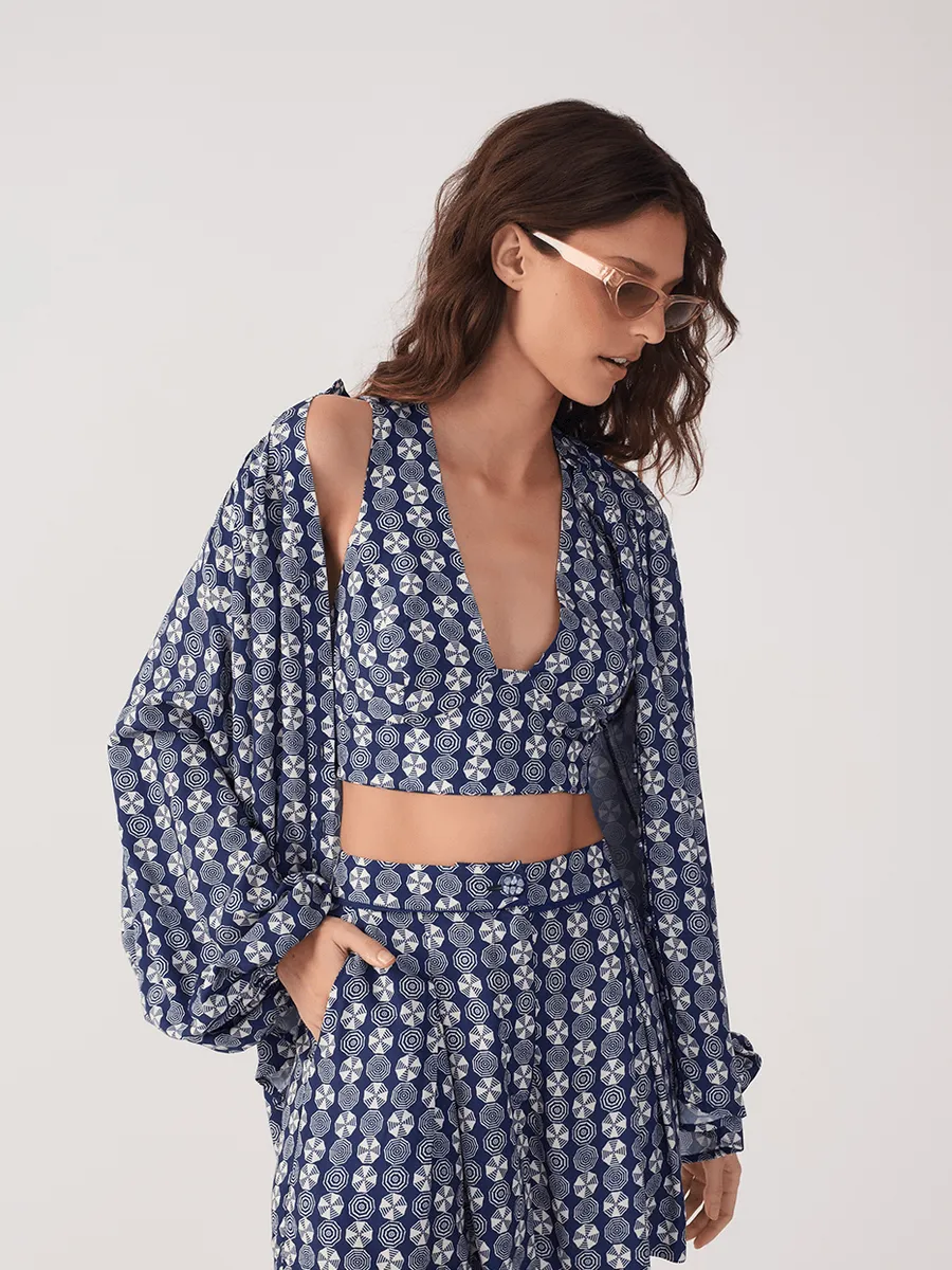Blusa de grife em promoção
