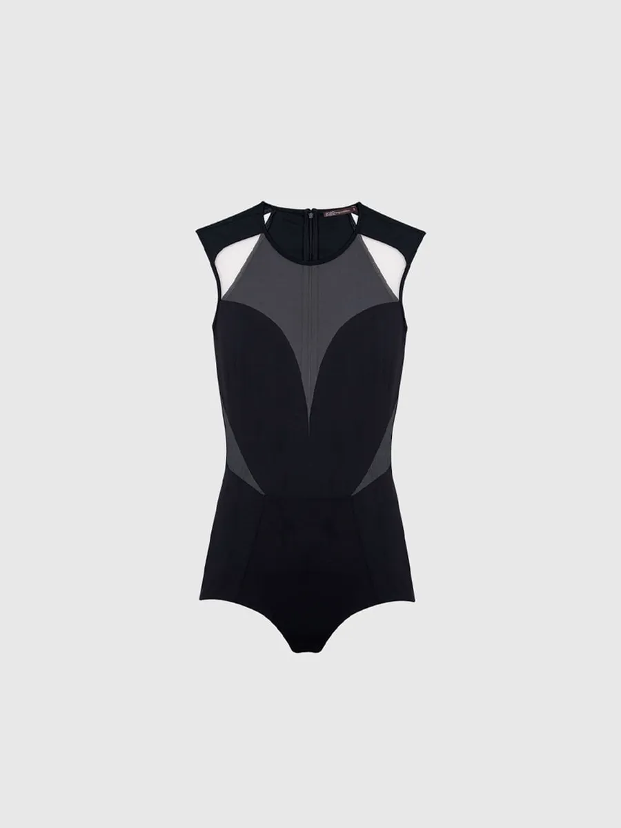 Blusa de grife em promoção