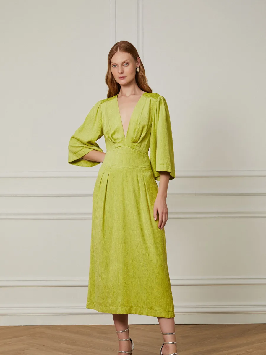 Vestido de grife em promoção
