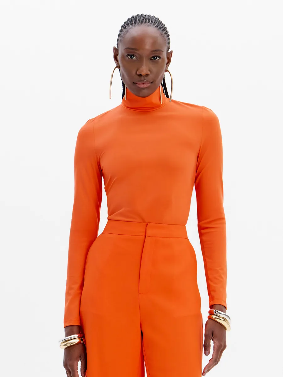 Lança Perfume, Blusa Justa Manga Longa Com Gola