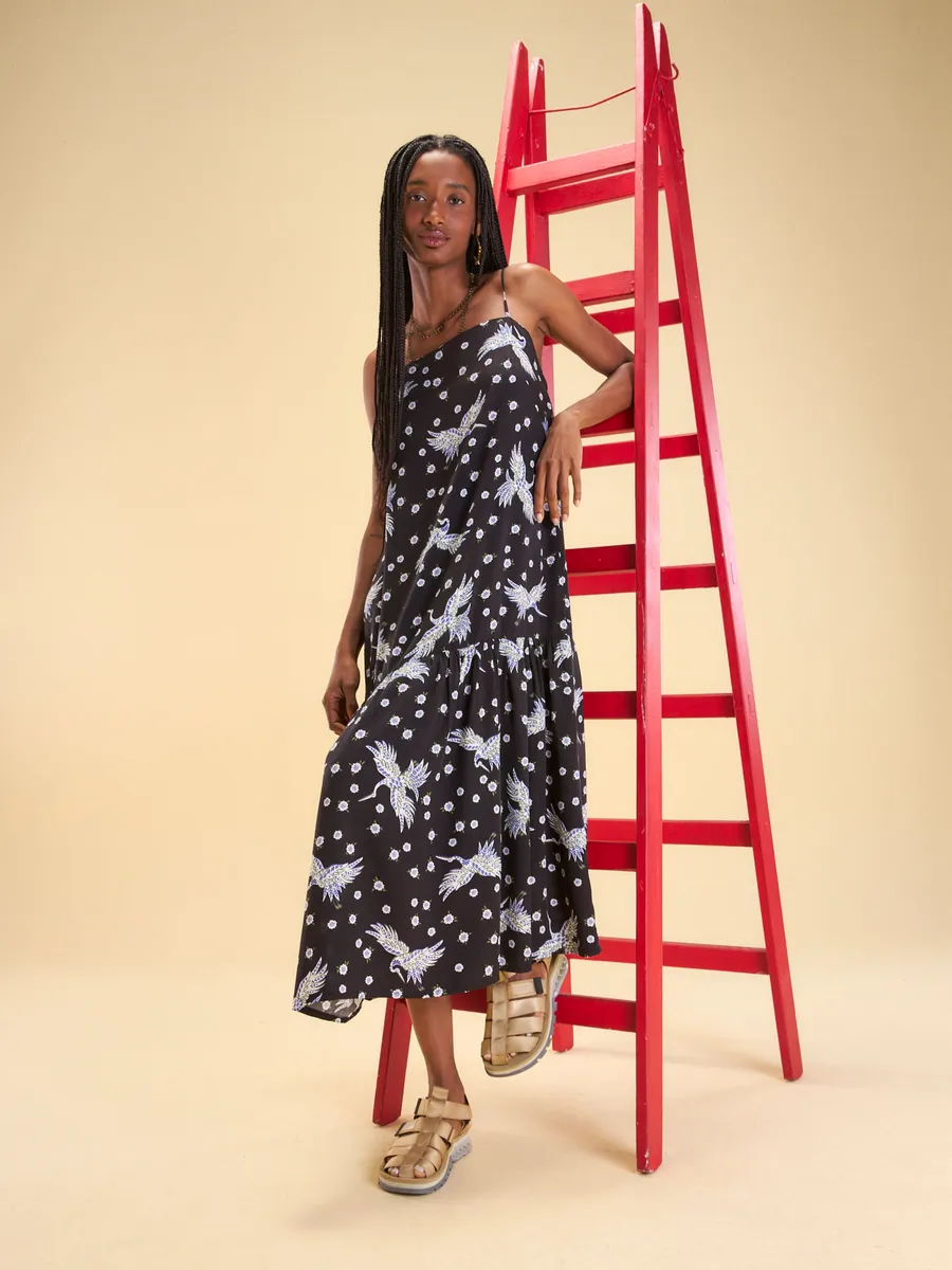 Vestido de grife em promoção