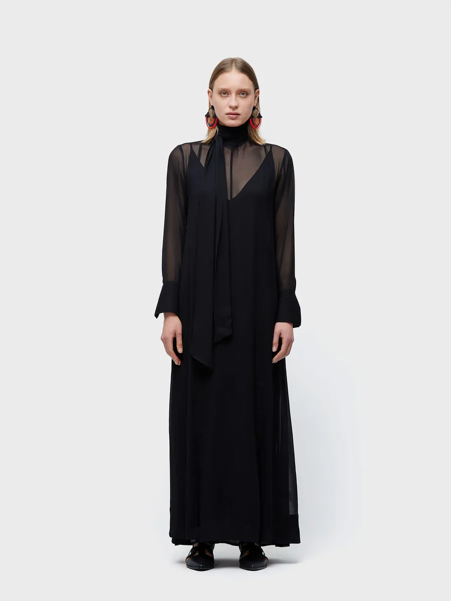 Vestido de grife em promoção