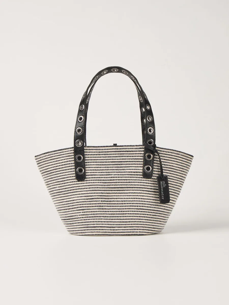 Nannacay, Bolsa Ilhós Caroline Nannacay