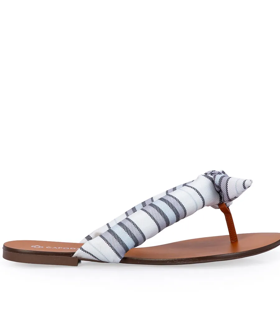 Sapato de grife em promoção