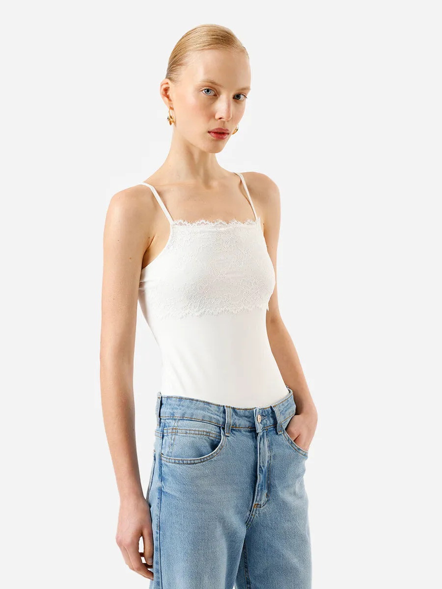 C&A, body feminino de poliamida decote reto com renda off white