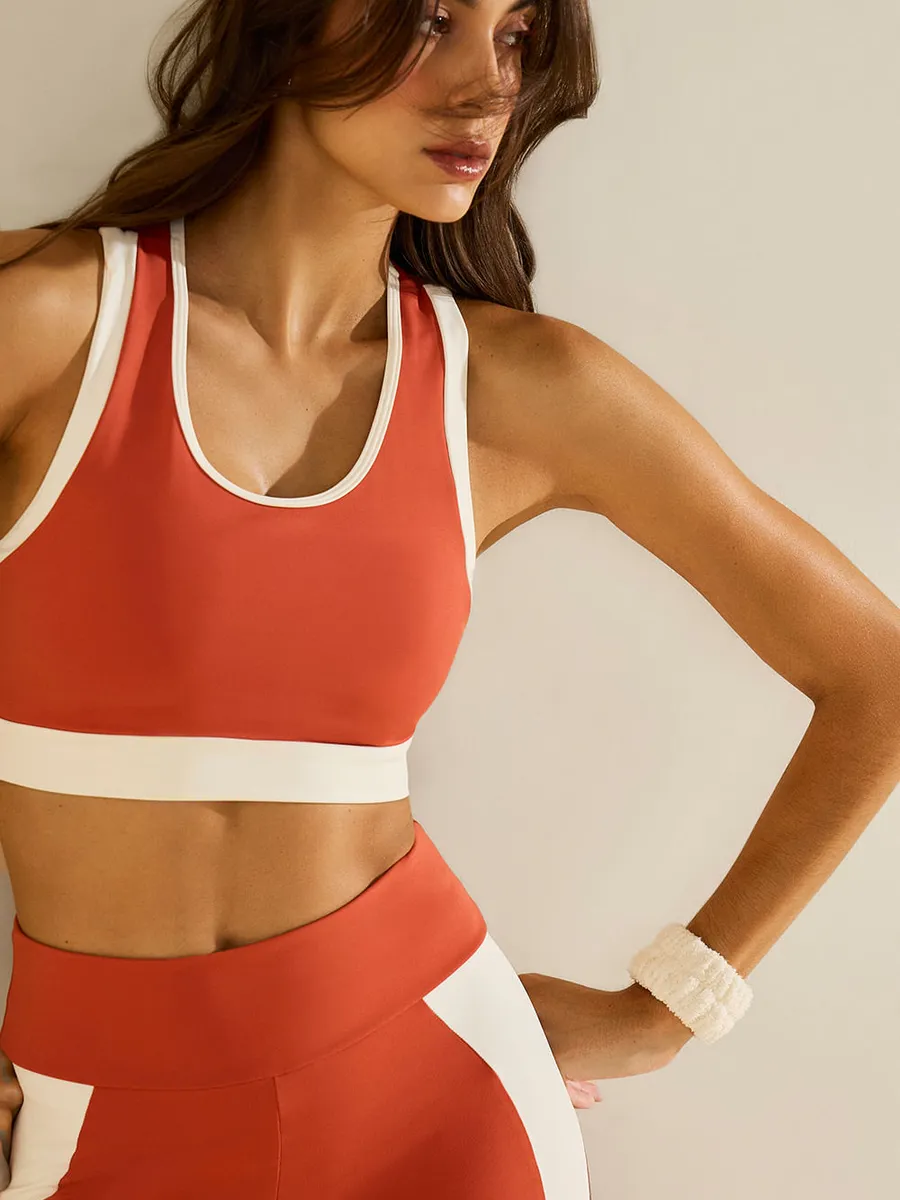 Blusa de grife em promoção
