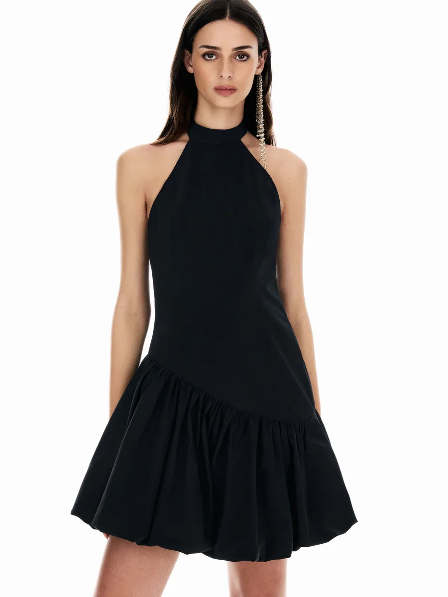 Vestido de grife em promoção