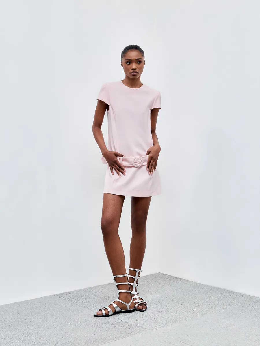 Vestido de grife em promoção