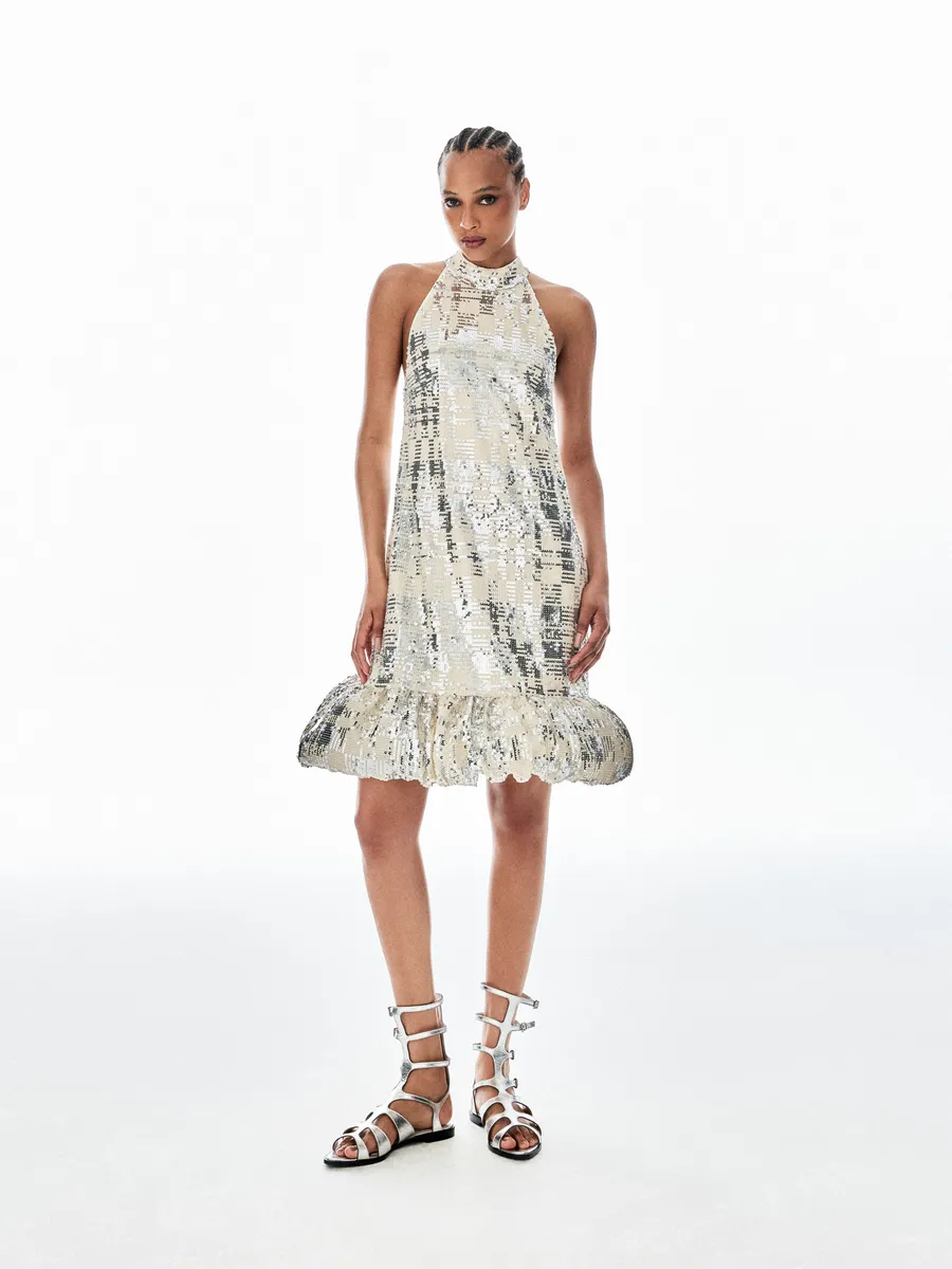 Vestido de grife em promoção