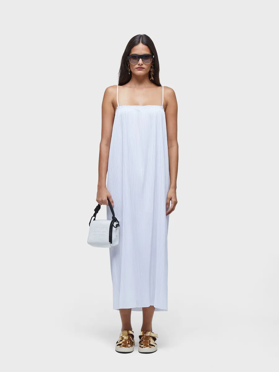 Vestido de grife em promoção